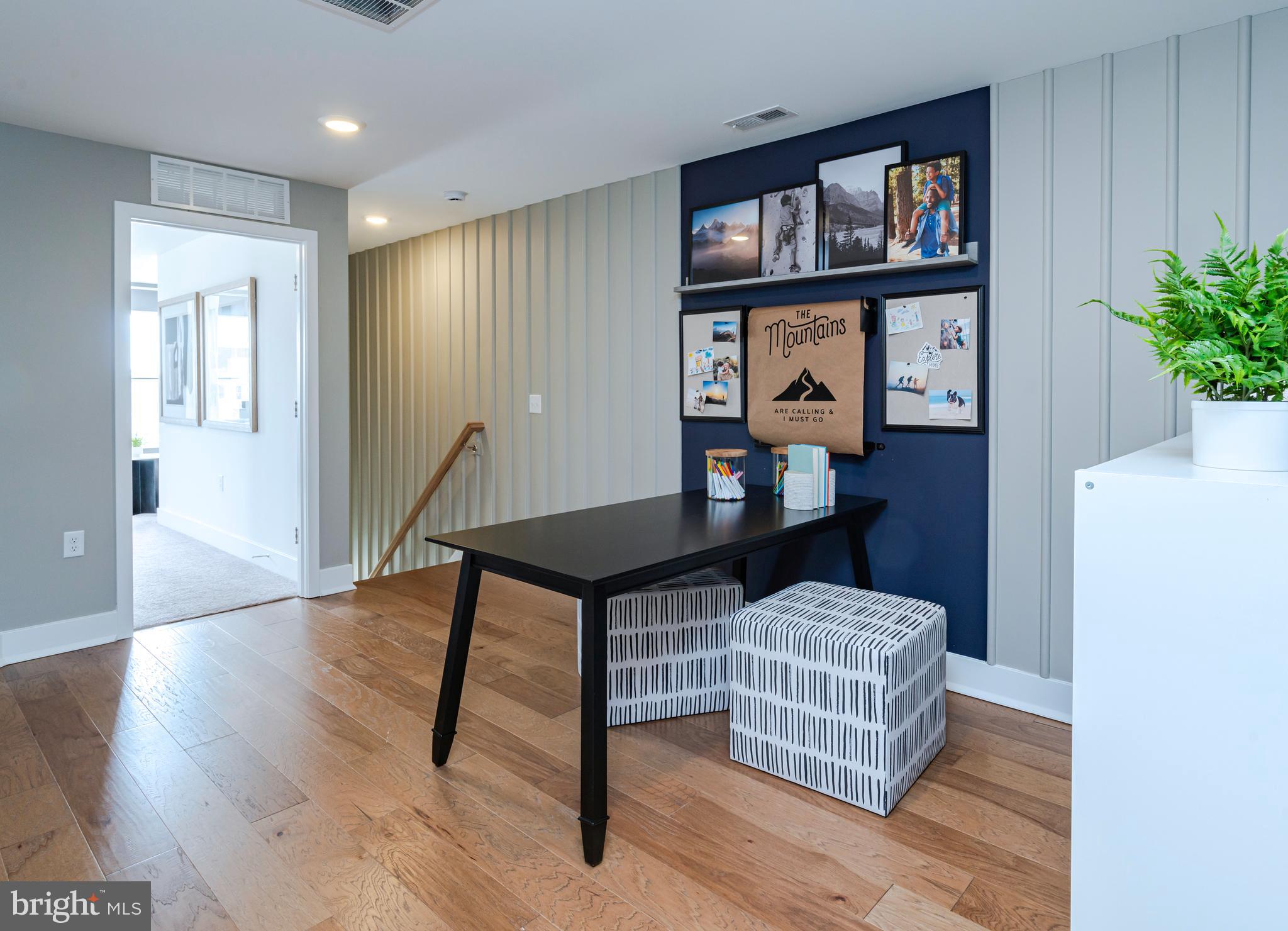 COLLECTION AT HOPEWELL - Residential