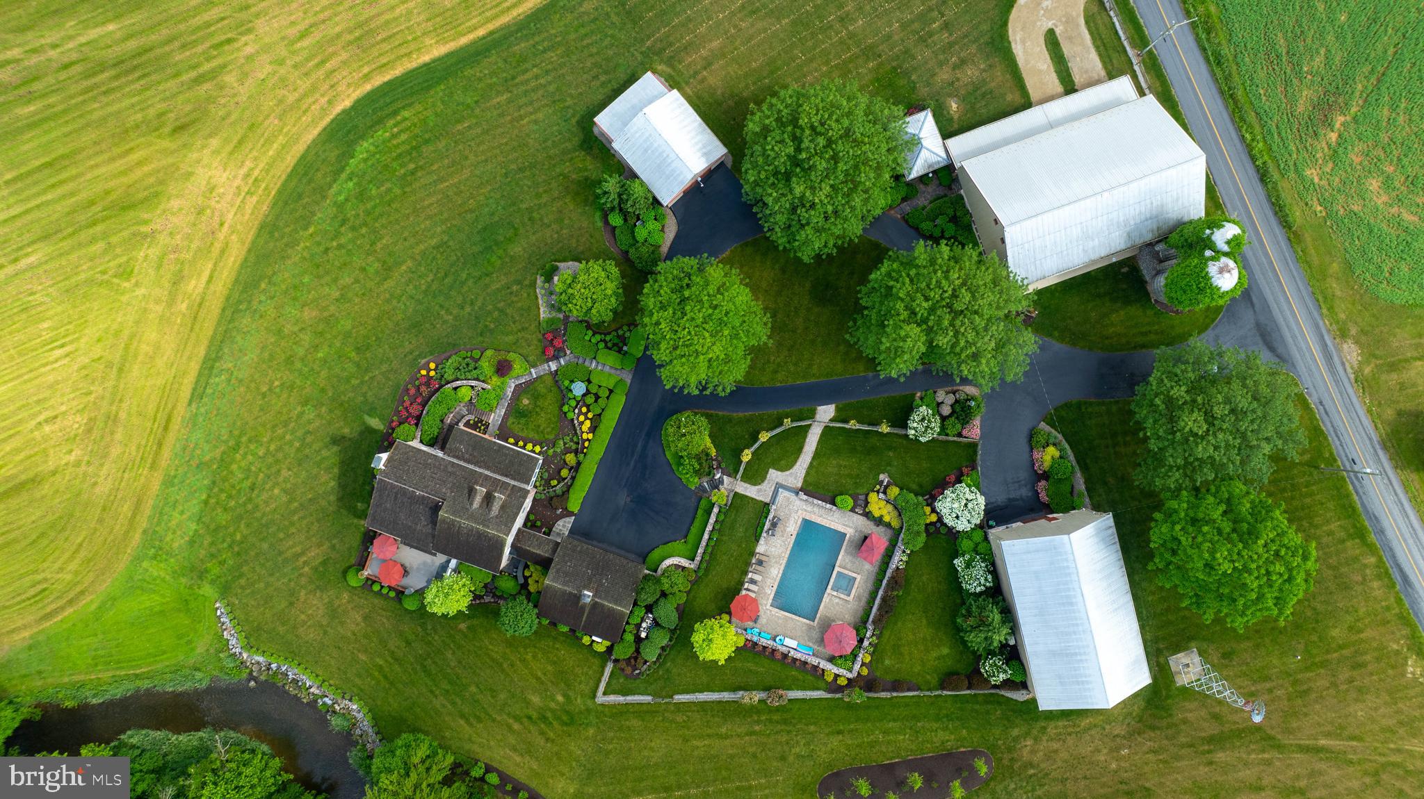 CAERNARVON TWP - Residential