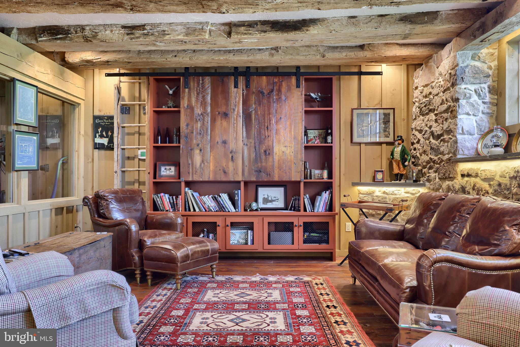 CAERNARVON TWP - Residential