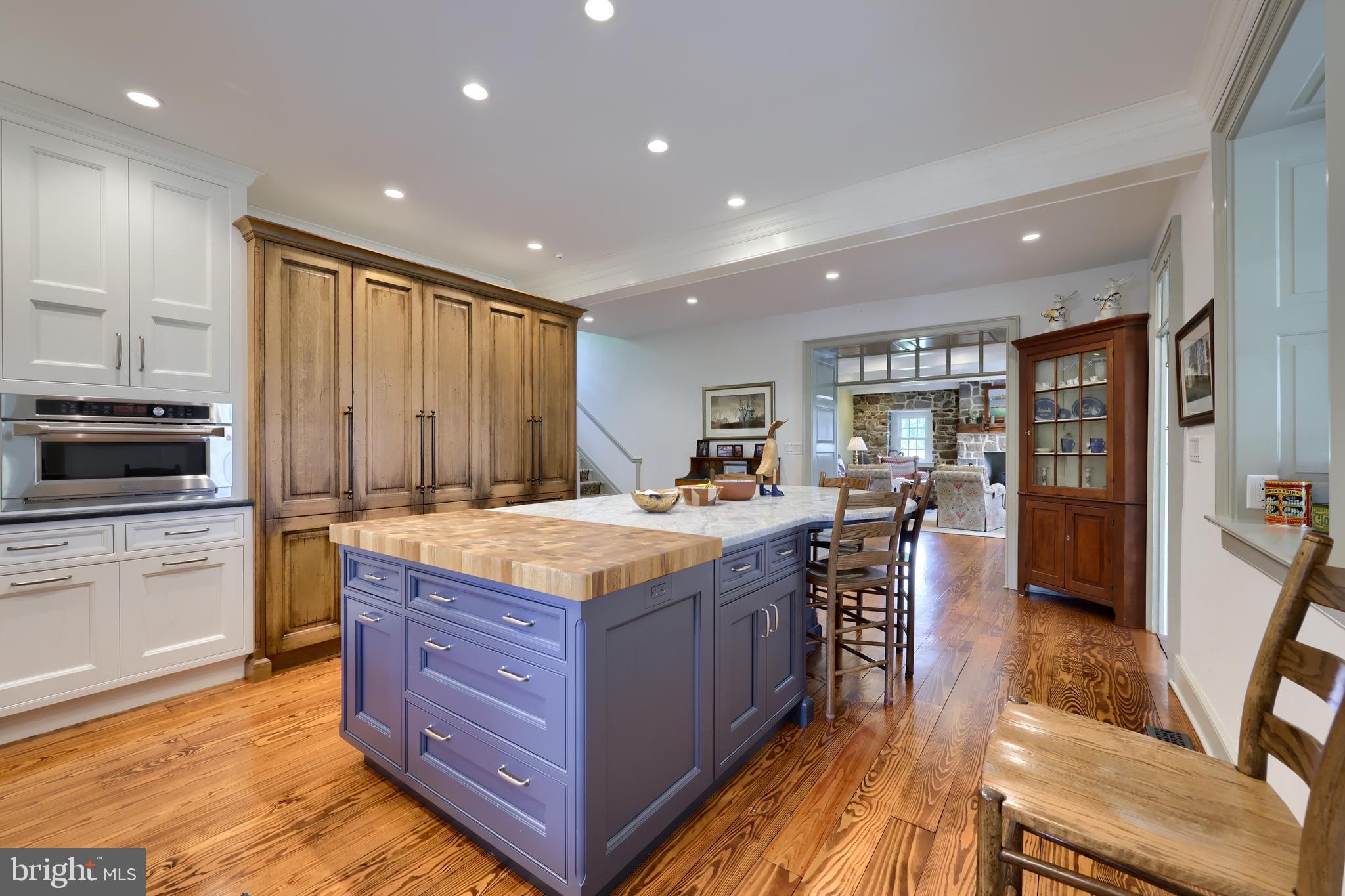 CAERNARVON TWP - Residential