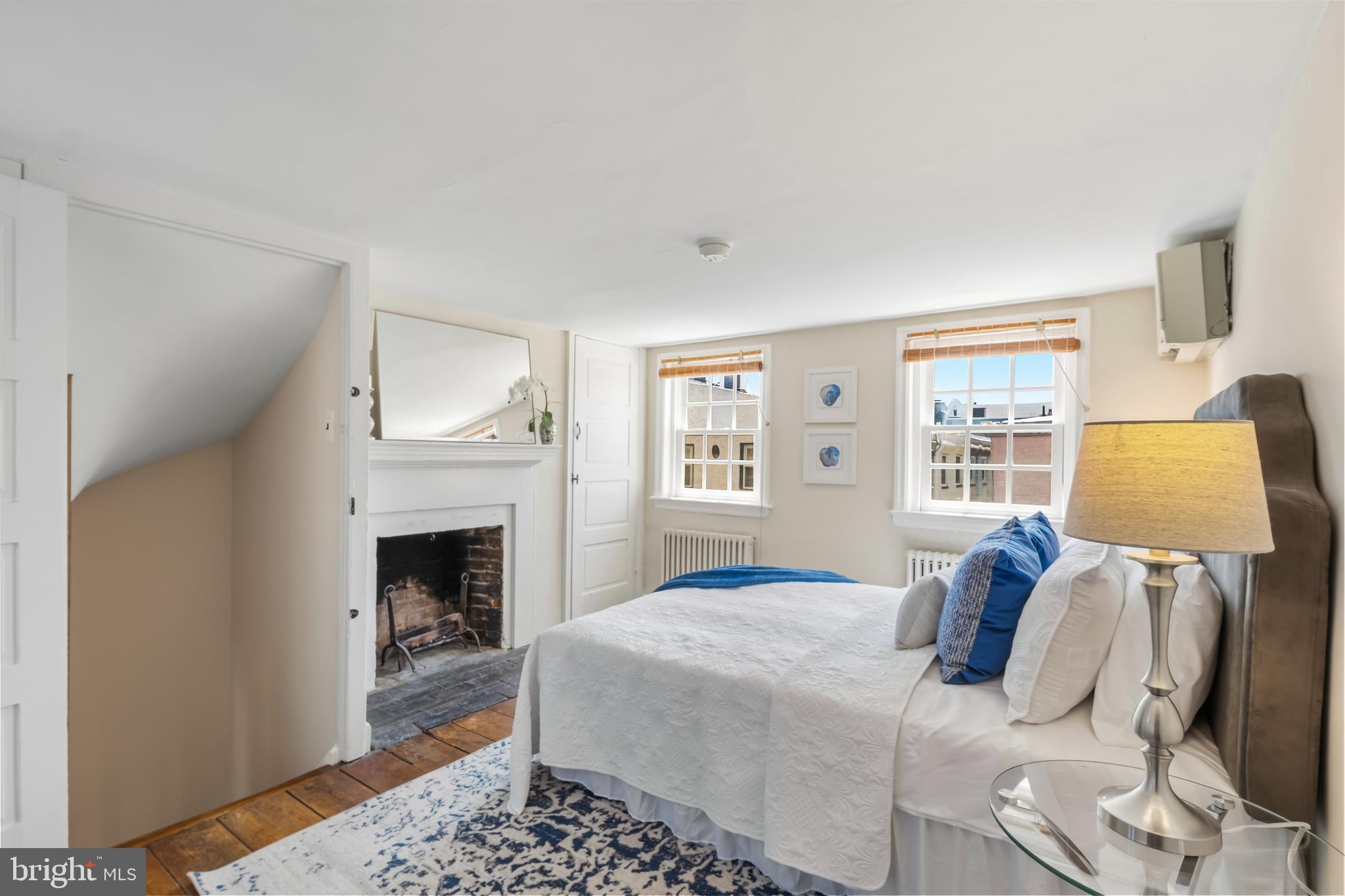 WASHINGTON SQ WEST - Residential