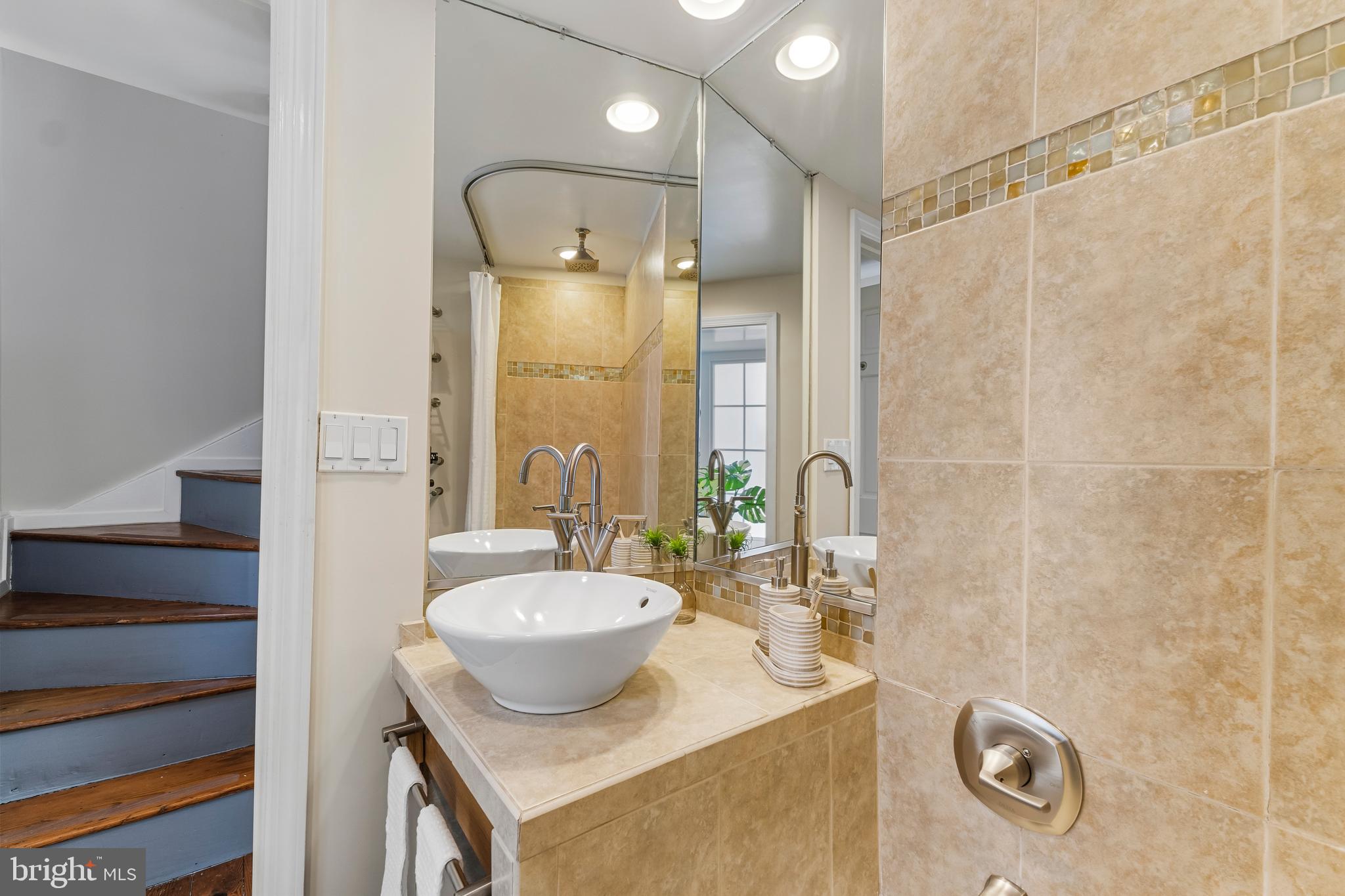 WASHINGTON SQ WEST - Residential