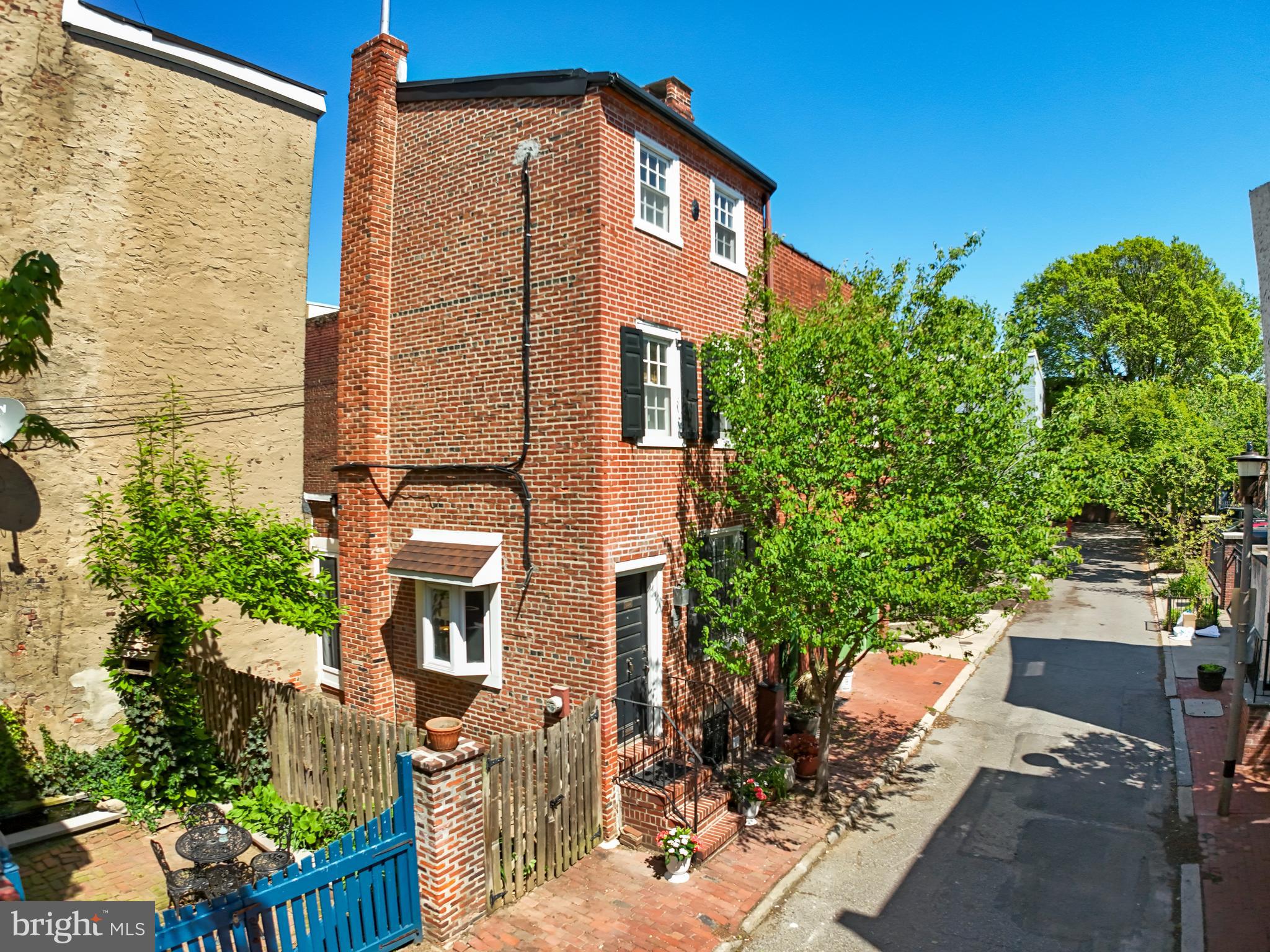 WASHINGTON SQ WEST - Residential