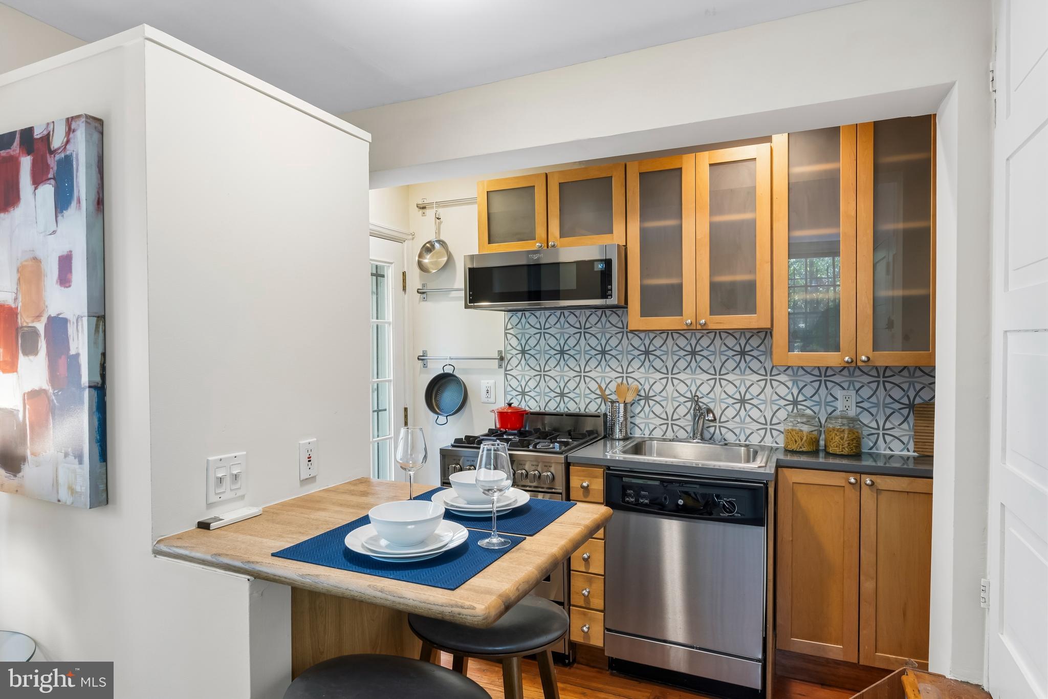 WASHINGTON SQ WEST - Residential