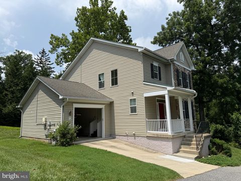 Homes For Rent - 10215 Daventry Drive<br/> COCKEYSVILLE, MD 21030