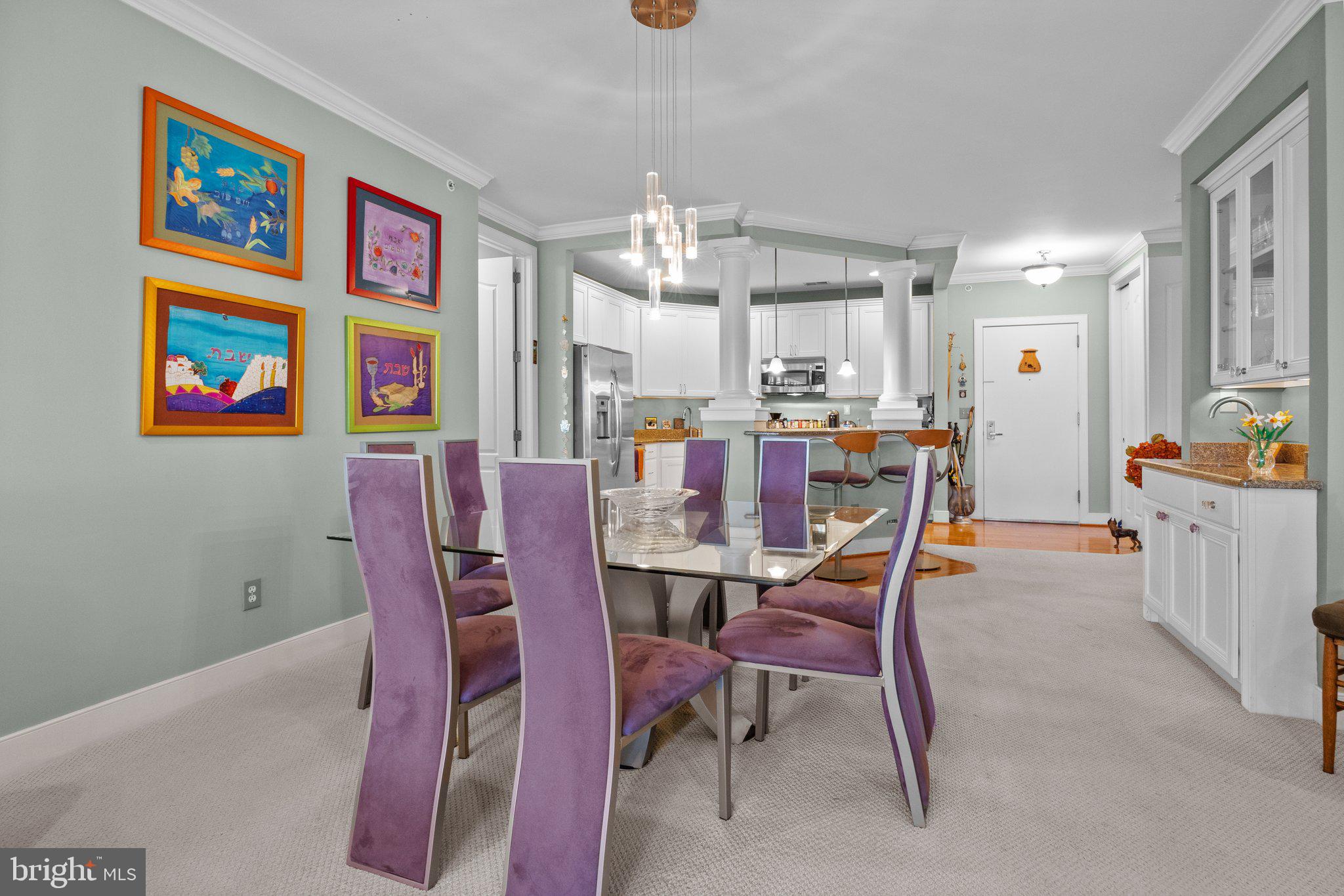 MERIDIAN VALLEY SQ - Residential