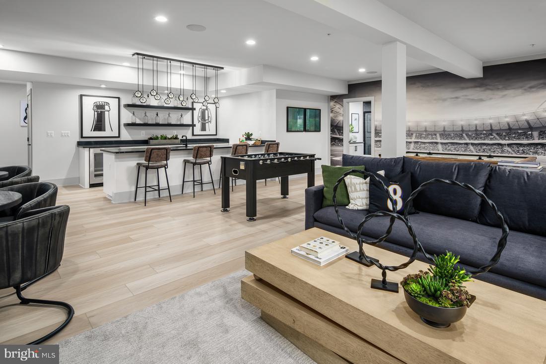 MT. PROSPECT - Residential