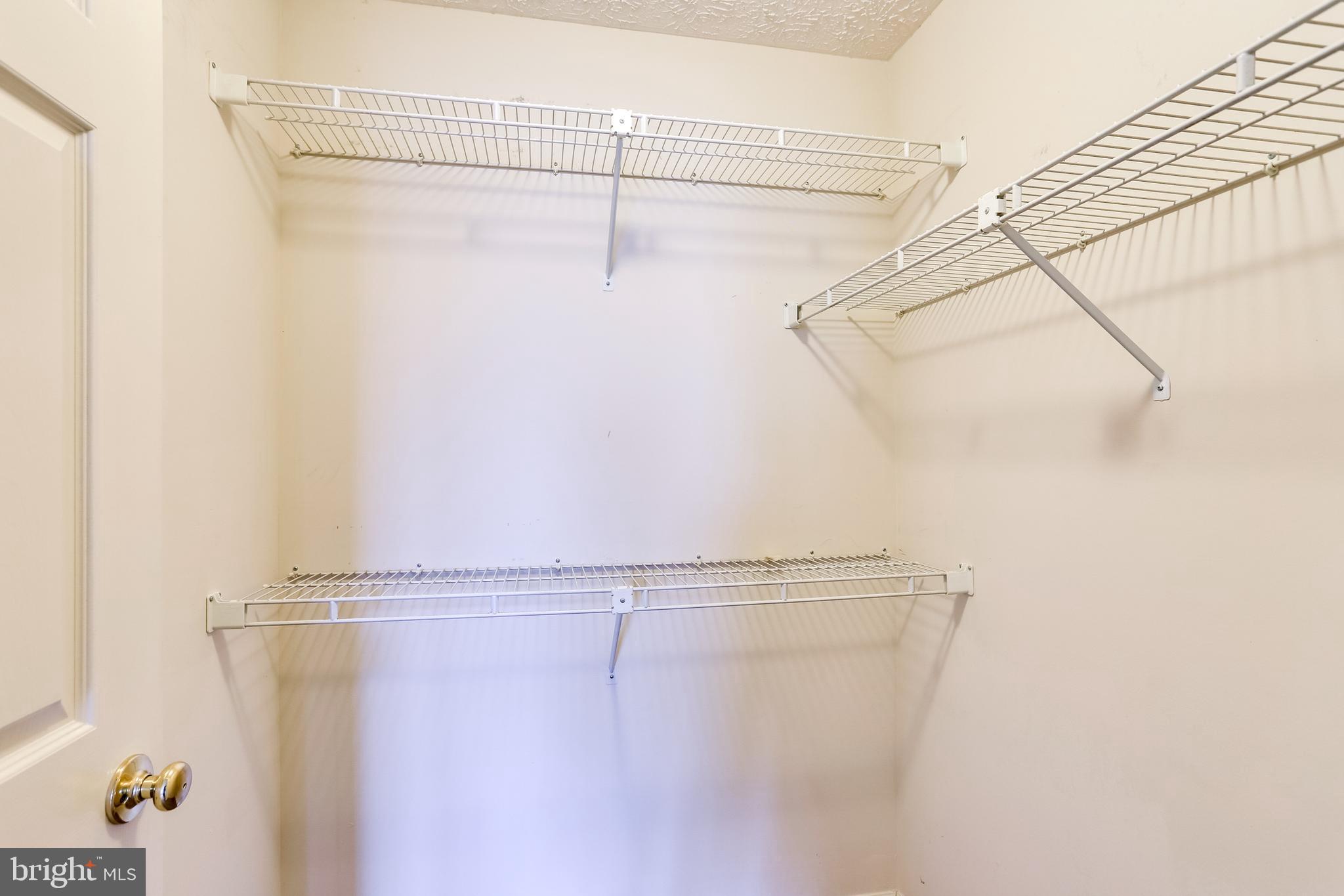 CHESTNUT GABLE - Residential