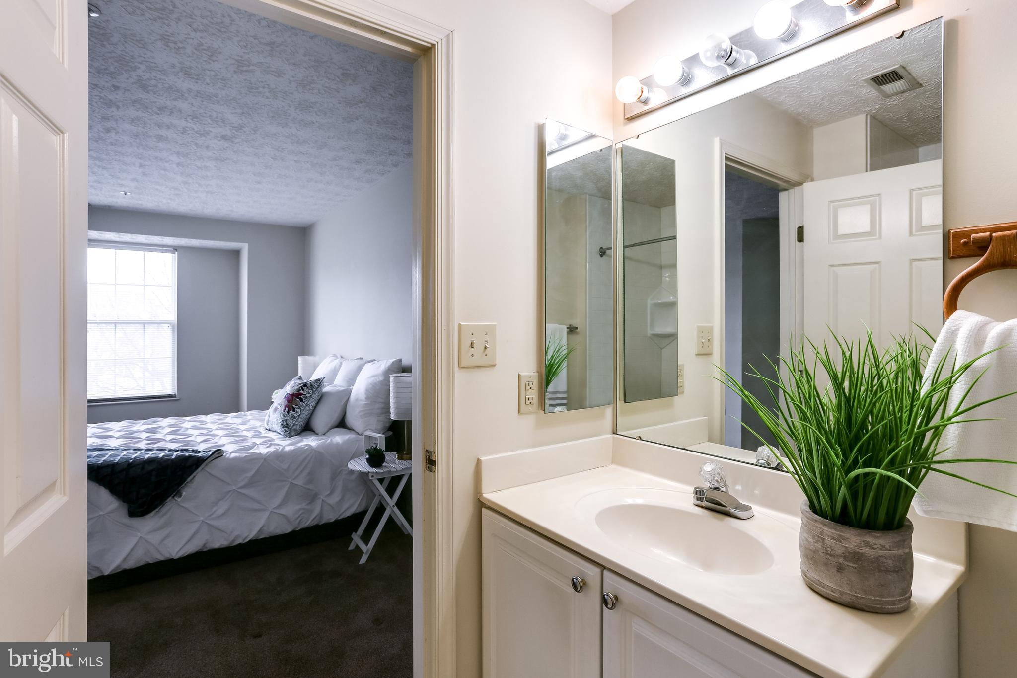 CHESTNUT GABLE - Residential