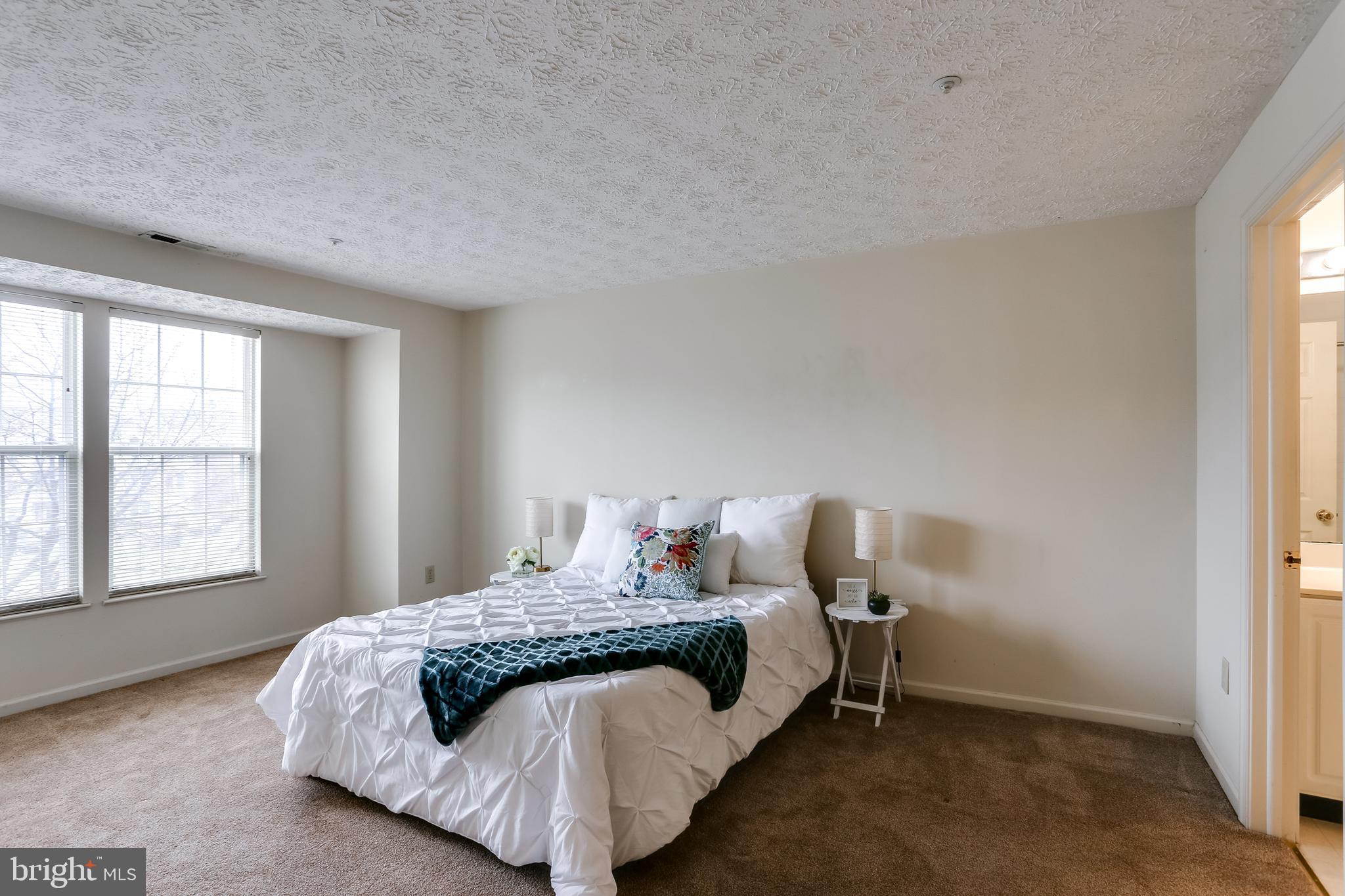 CHESTNUT GABLE - Residential