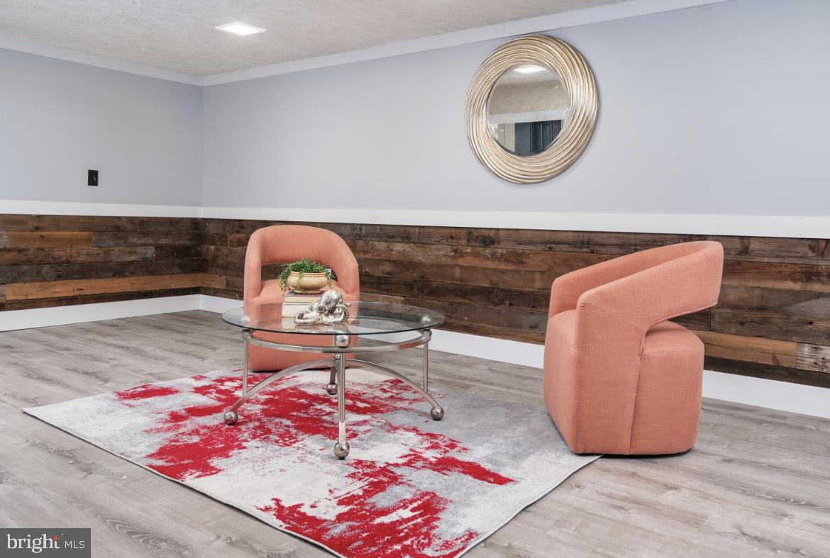 BEECHWOOD ON THE BURLEY - Residential Lease