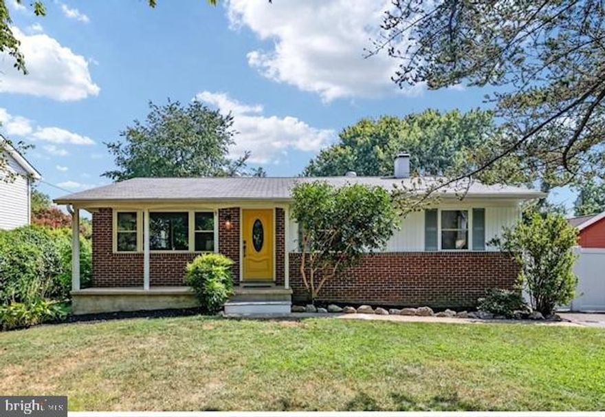 Spacious and recently updated rancher located in the sought after, water-privileged community of Beechwood on the Burley. Property shows the pride of ownership through out with newer appliances, updated mechanicals, open concept kitchen, dining and entertaining spaces with stylish fixtures and modern finishes. Primary suite offers expansive walk-in closet and includes an en suite with dual shower heads and separate tub. Lower level offers flexible recreation space, laundry room with farm sink, and plenty of storage. The fenced backyard offers a privacy with a deck just steps off the rear sunroom.

More photos to come!