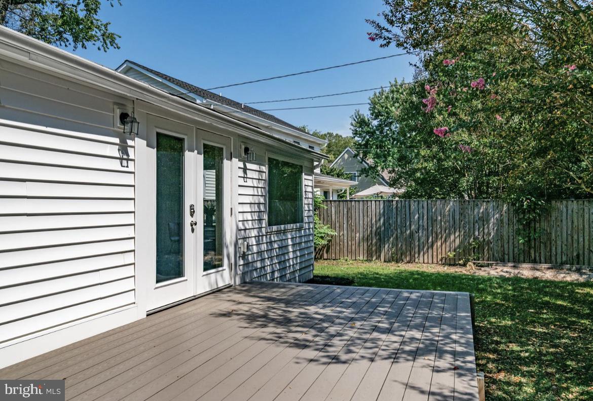 BEECHWOOD ON THE BURLEY - Residential Lease