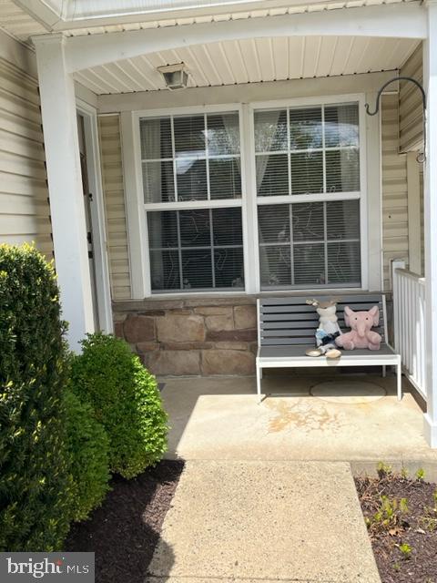 302 WESTON LANE 23