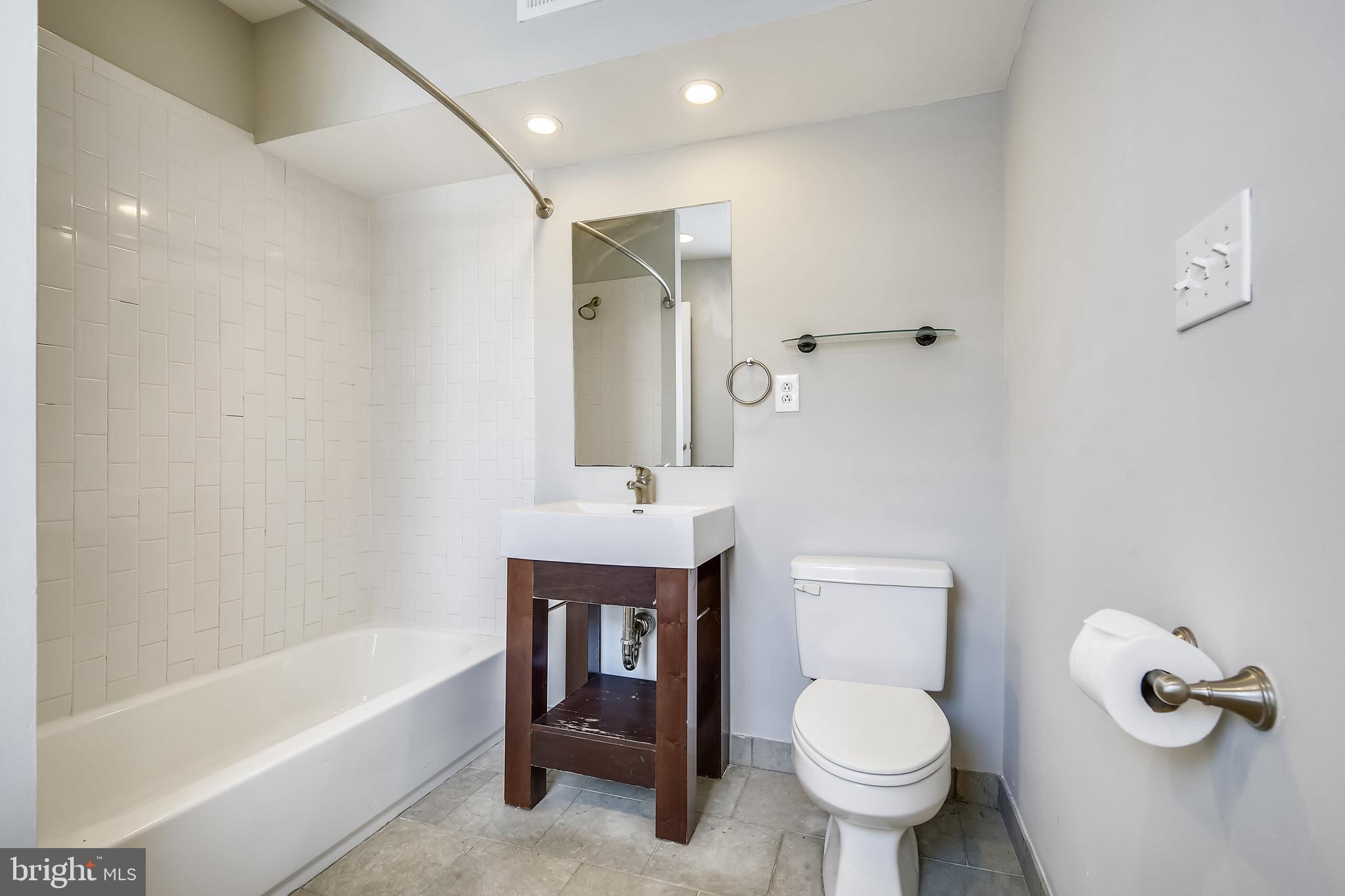 UPPER FELLS POINT - Residential