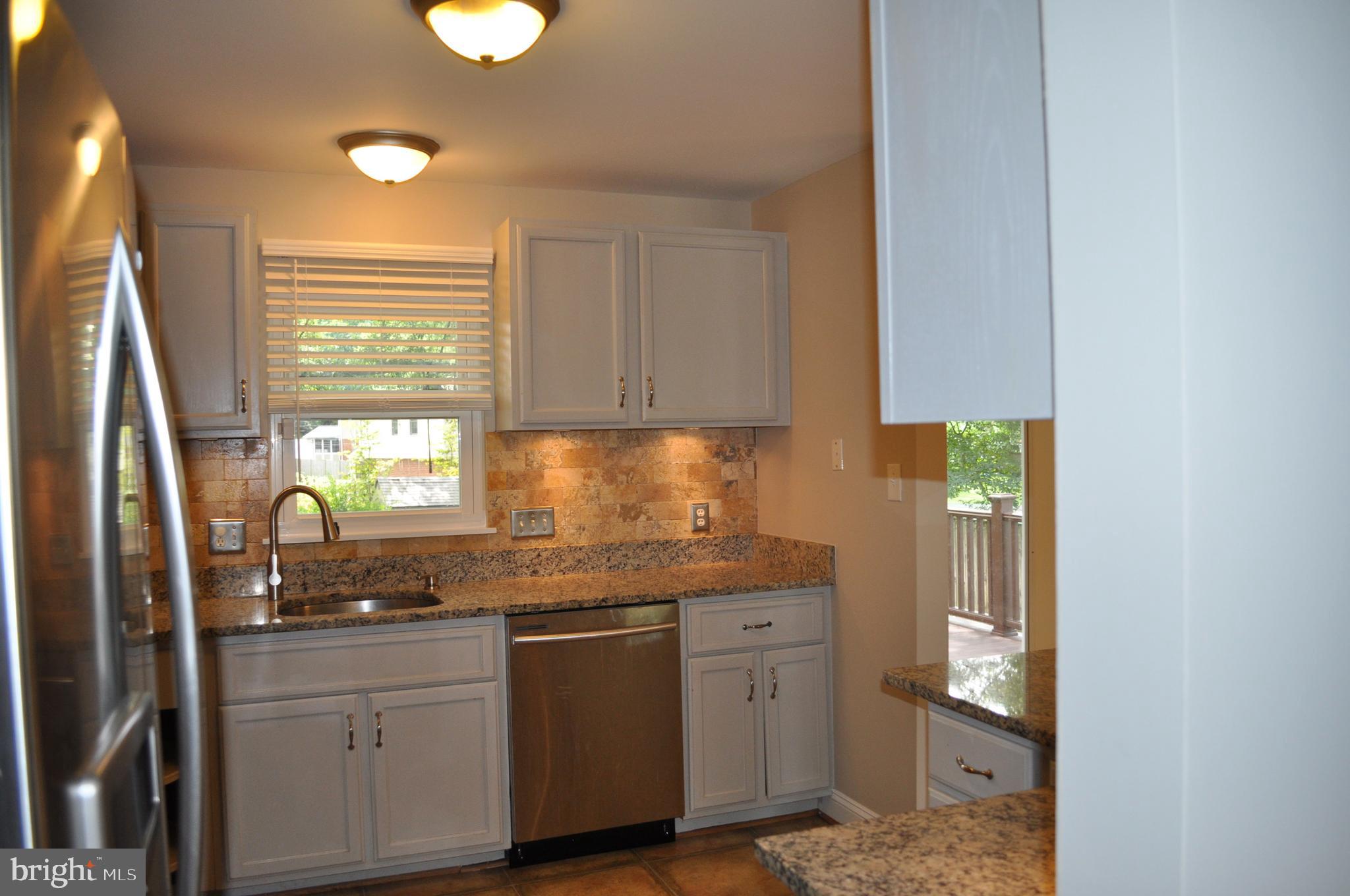 POTOMAC VALLEY - Residential Lease