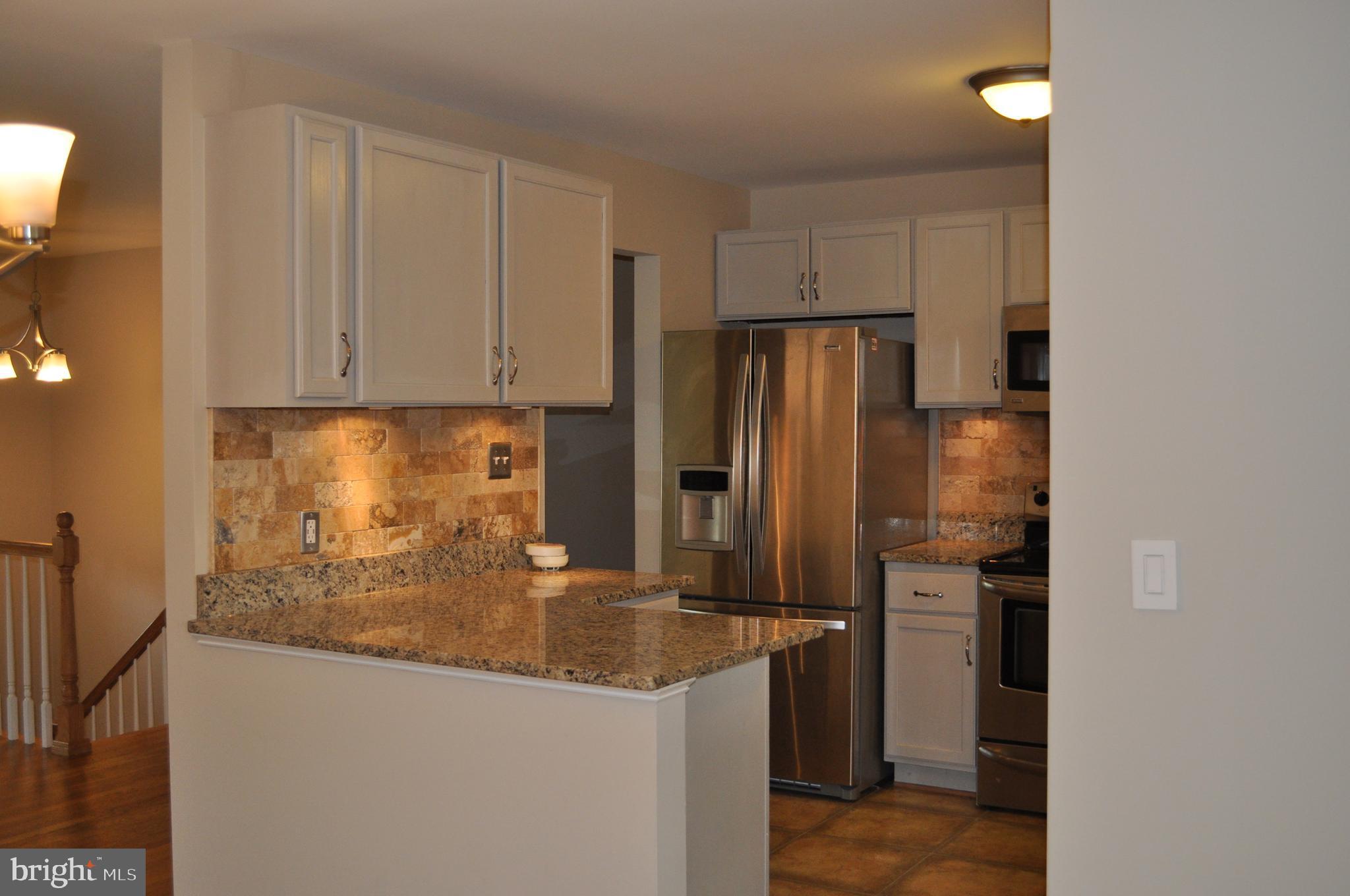 POTOMAC VALLEY - Residential Lease