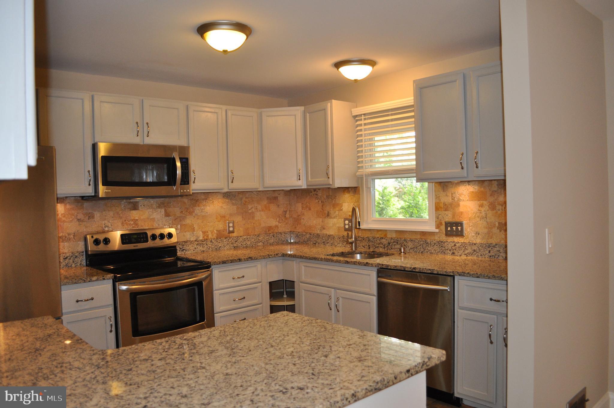 POTOMAC VALLEY - Residential Lease