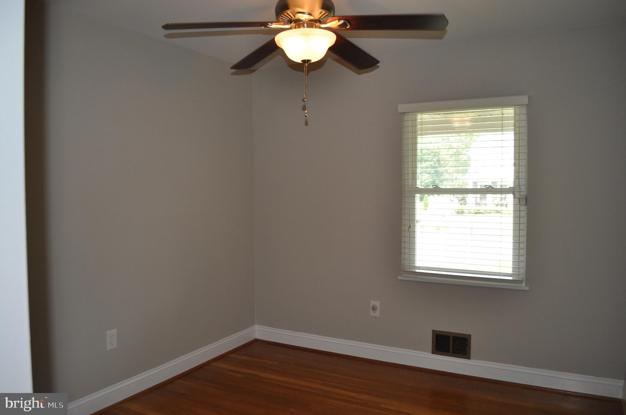 POTOMAC VALLEY - Residential Lease