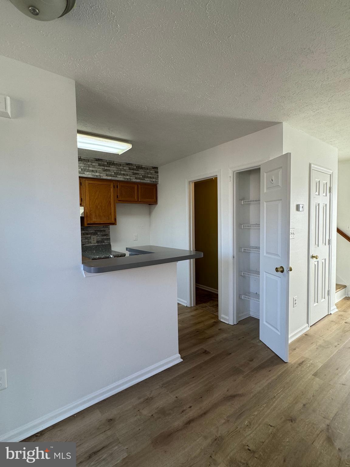 SOUTHRIDGE TOWNHOUSES - Residential Lease