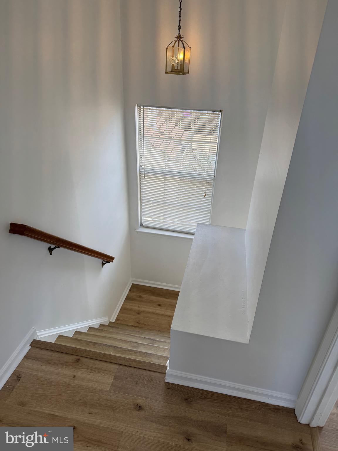 SOUTHRIDGE TOWNHOUSES - Residential Lease