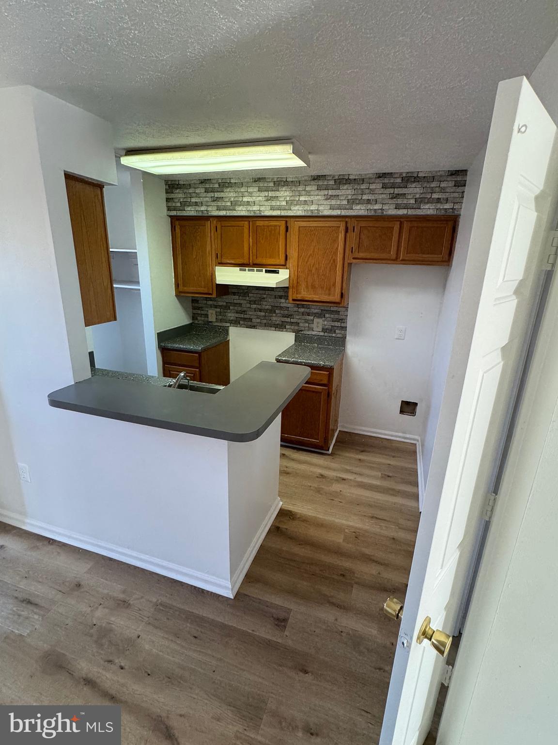 SOUTHRIDGE TOWNHOUSES - Residential Lease