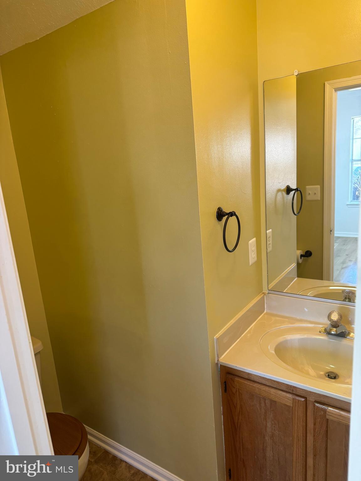 SOUTHRIDGE TOWNHOUSES - Residential Lease