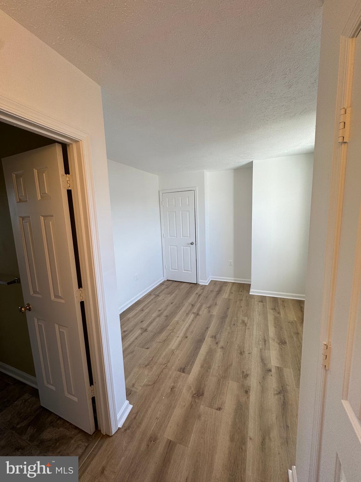 SOUTHRIDGE TOWNHOUSES - Residential Lease