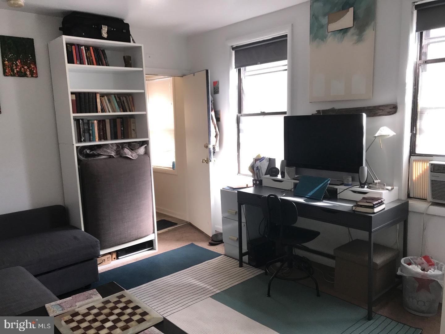 GRADUATE HOSPITAL - Residential Income