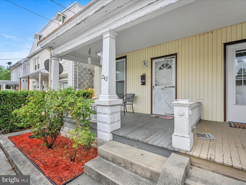 Photo of 242 DUKE ST, EPHRATA, PA 17522 (MLS # PALA2039036)