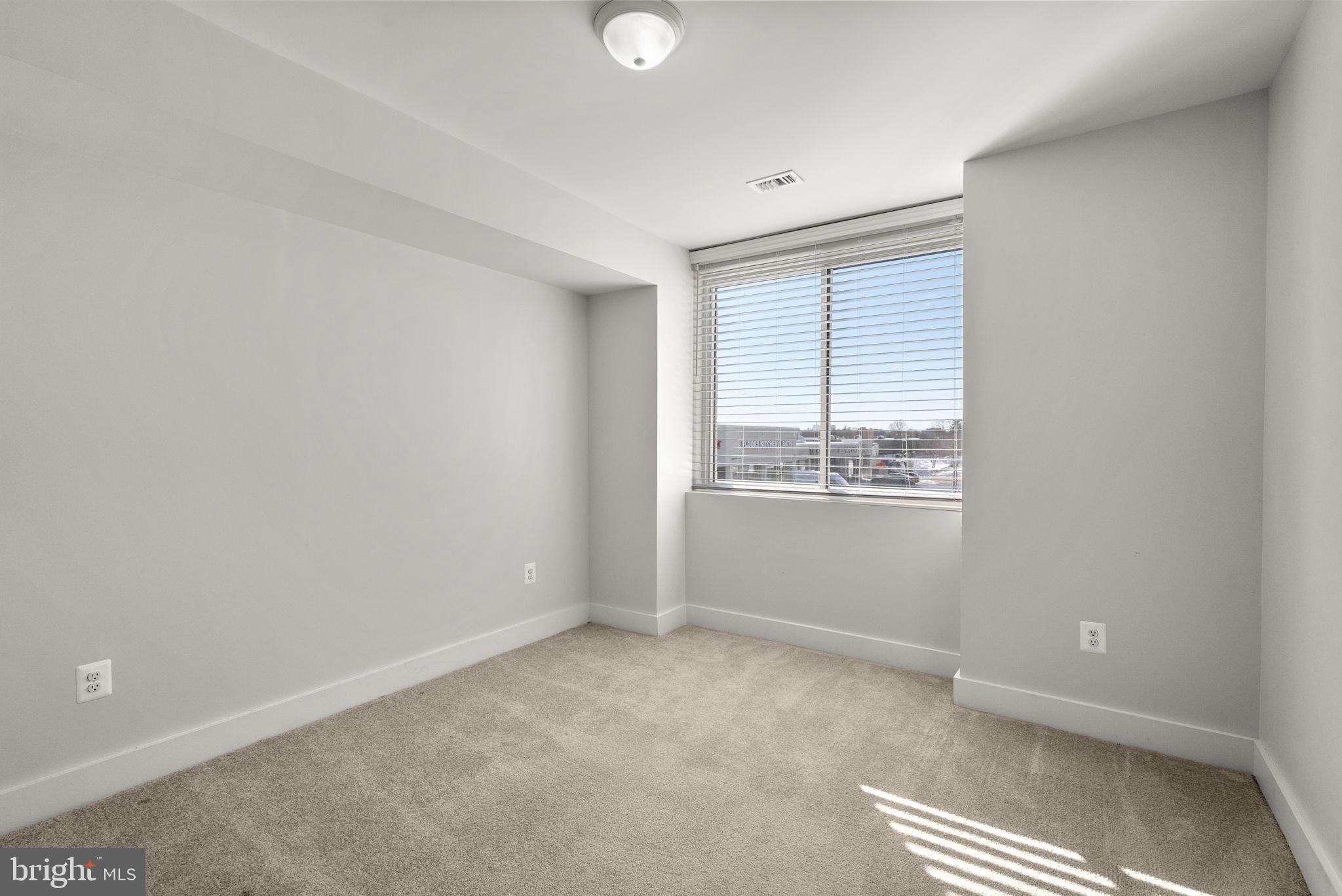 MONTGOMERY VILLAGE - Residential