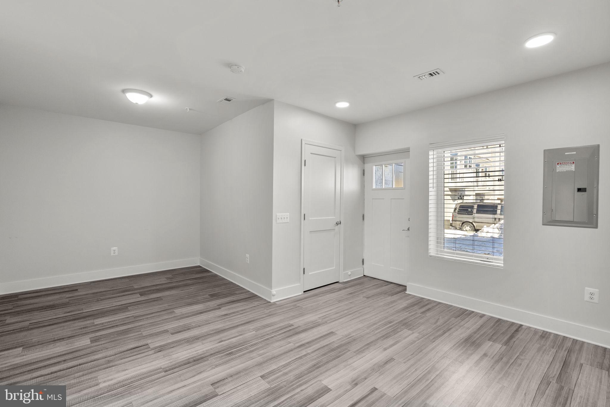 MONTGOMERY VILLAGE - Residential