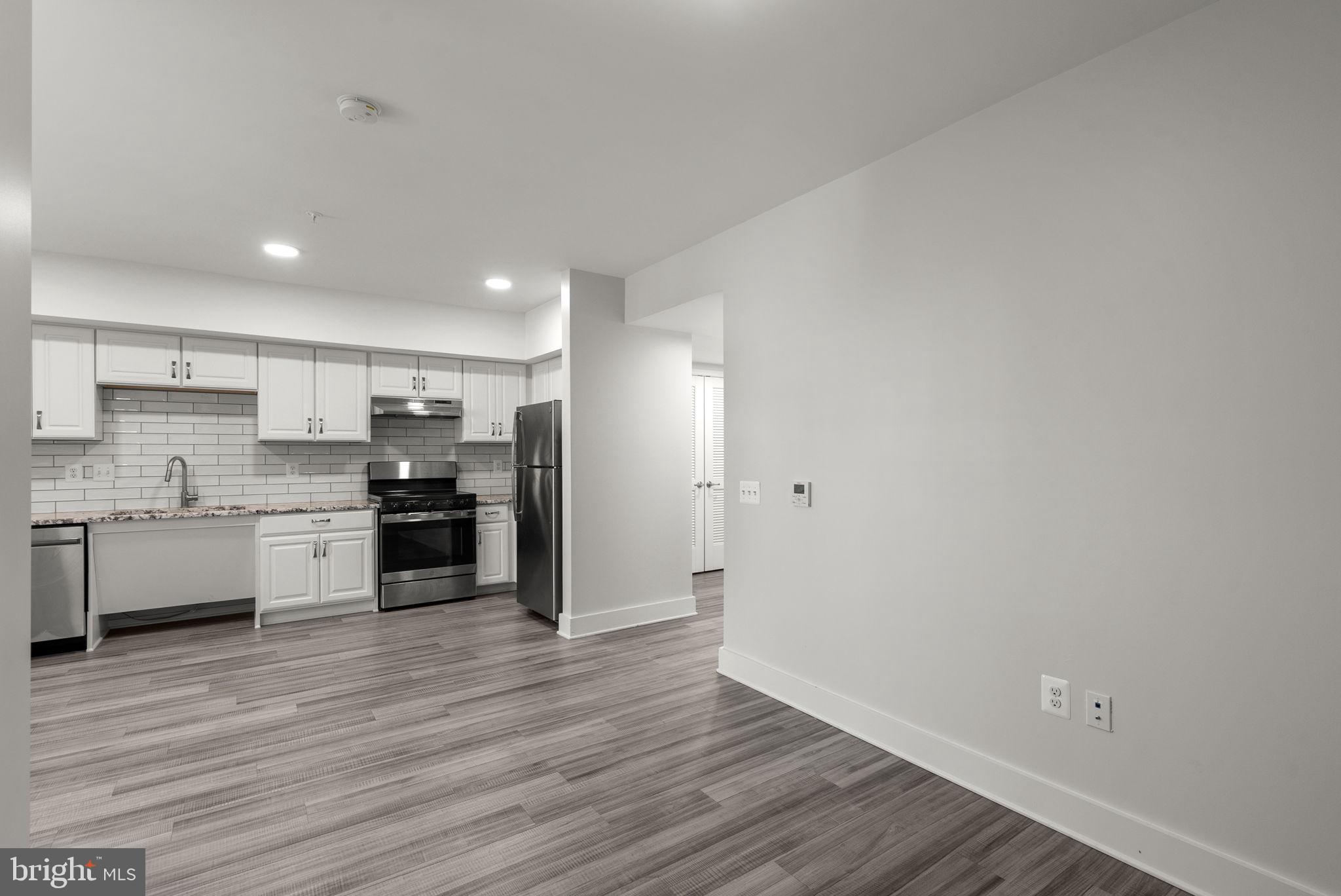 MONTGOMERY VILLAGE - Residential