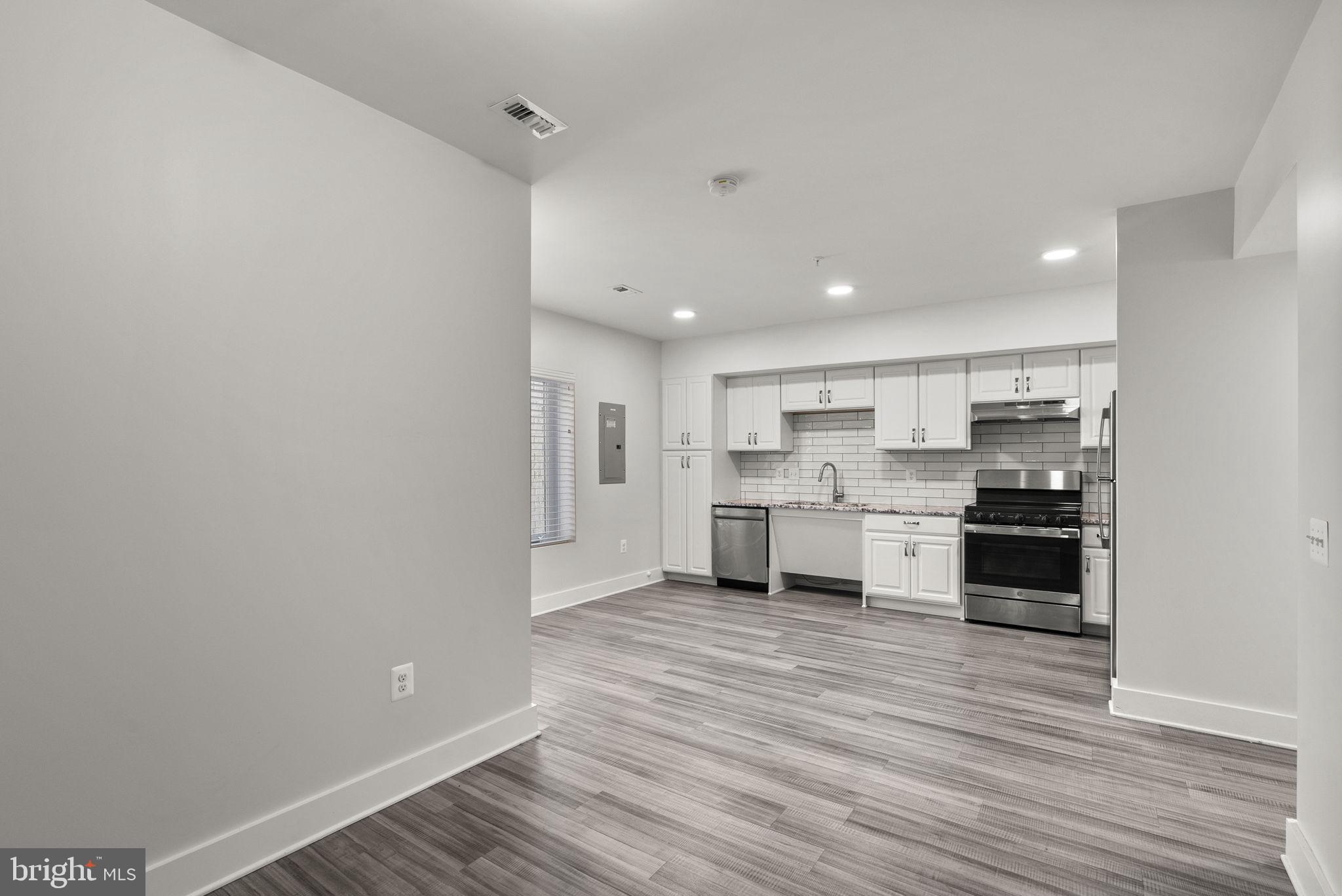 MONTGOMERY VILLAGE - Residential