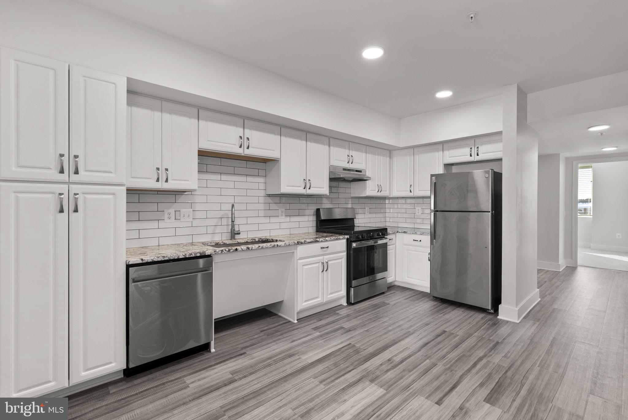 MONTGOMERY VILLAGE - Residential