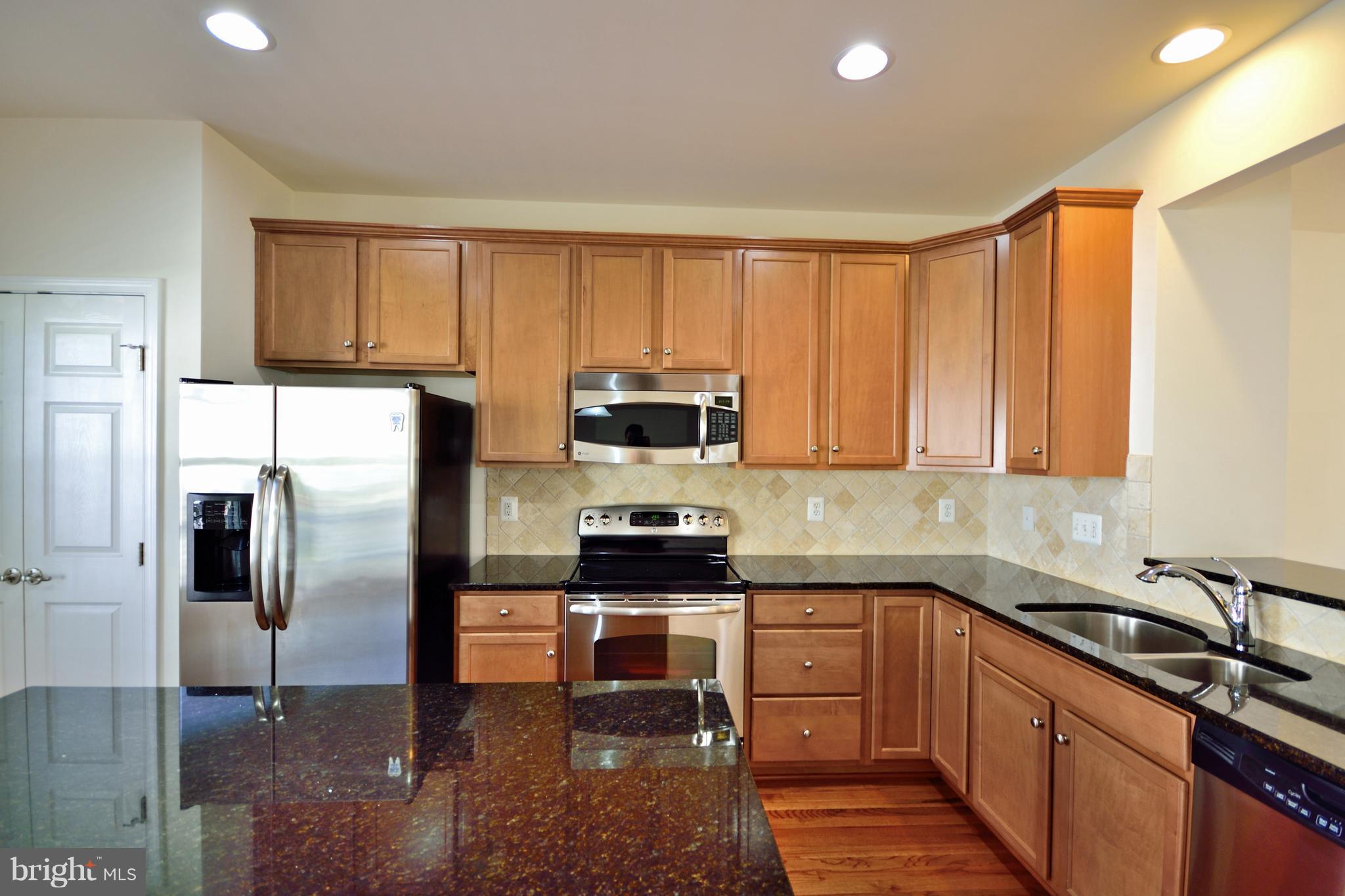 HEATHCOTE COMMONS - Residential Lease