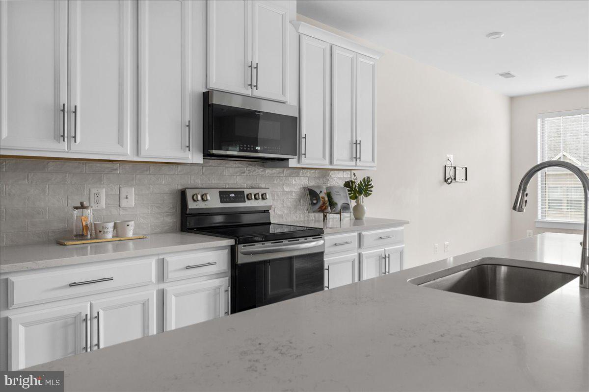 TUSCARORA VILLAGE - Residential