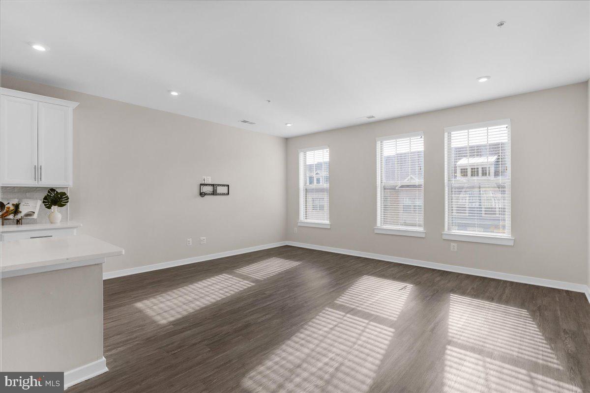 TUSCARORA VILLAGE - Residential