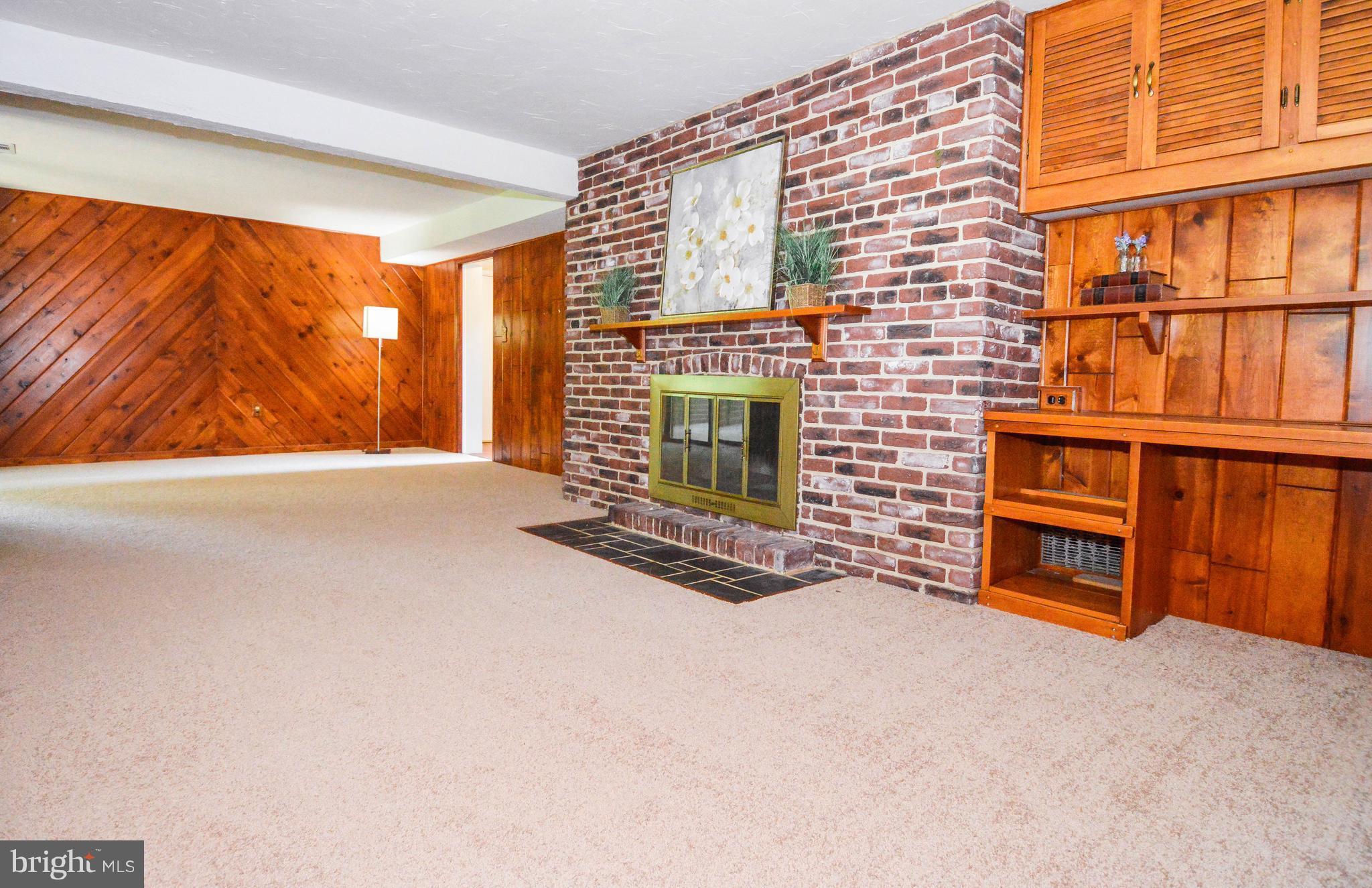 CROMWELL HEIGHTS - Residential