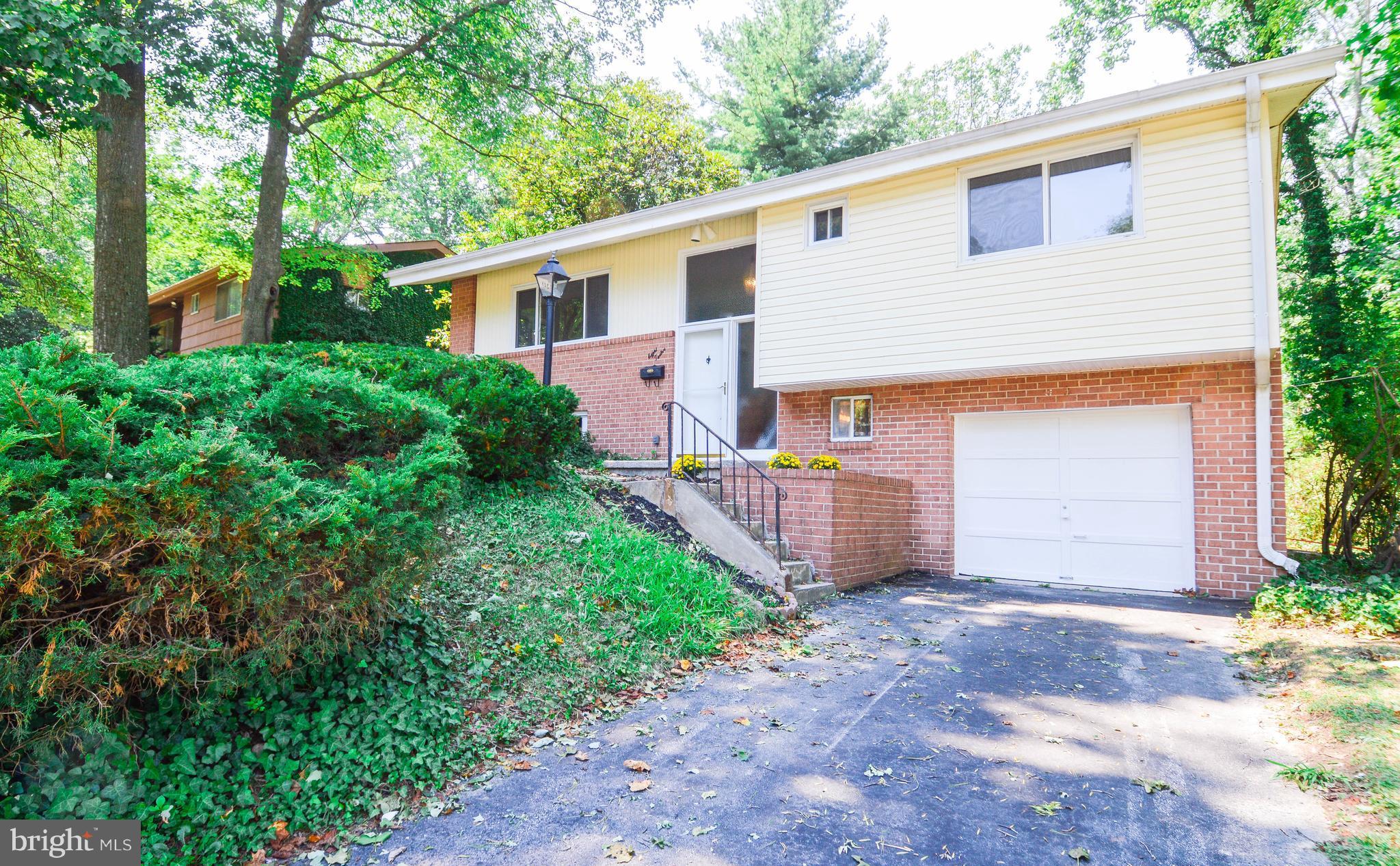 CROMWELL HEIGHTS - Residential