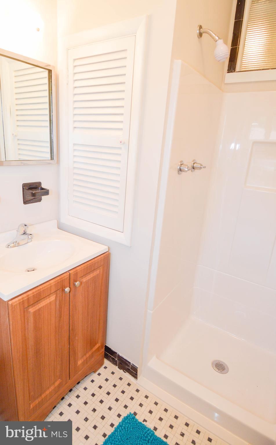 CROMWELL HEIGHTS - Residential