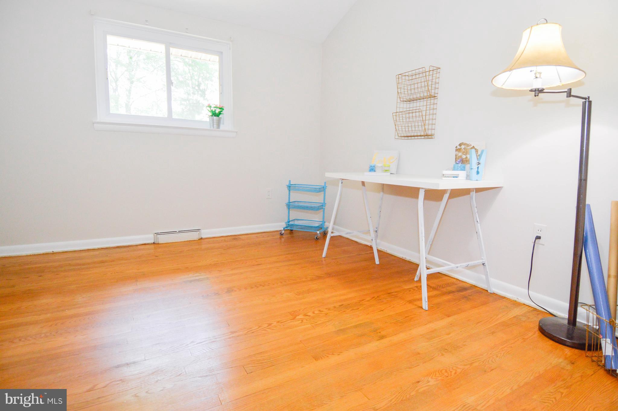 CROMWELL HEIGHTS - Residential