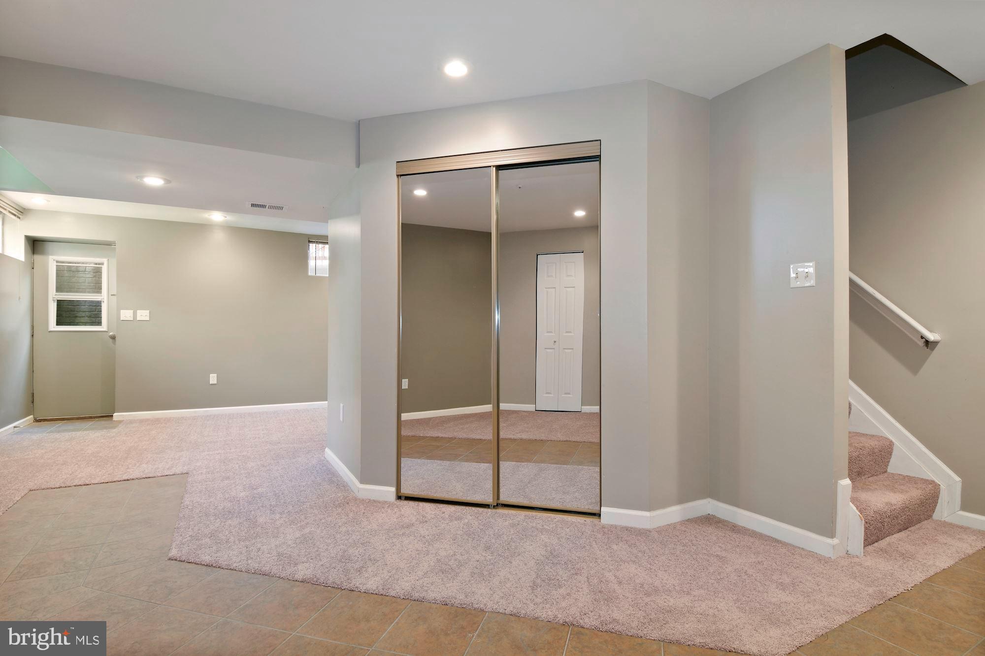 HOLLAWAY ESTATES - Residential