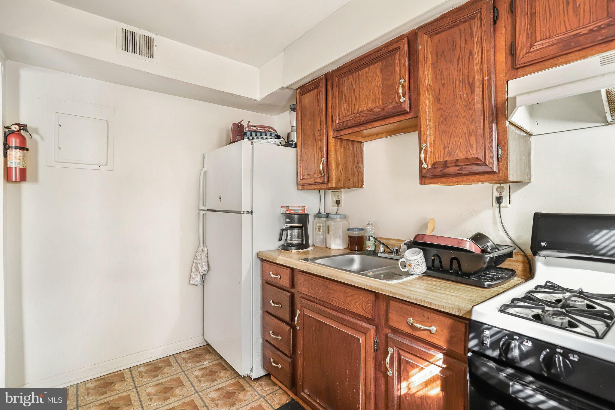 4919 SHERIFF ROAD NE