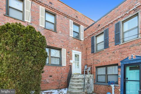 4919 SHERIFF ROAD NE WASHINGTON DC 20019