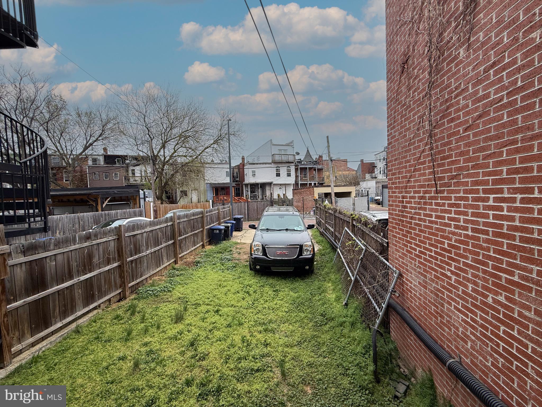 1366 NEWTON STREET NW