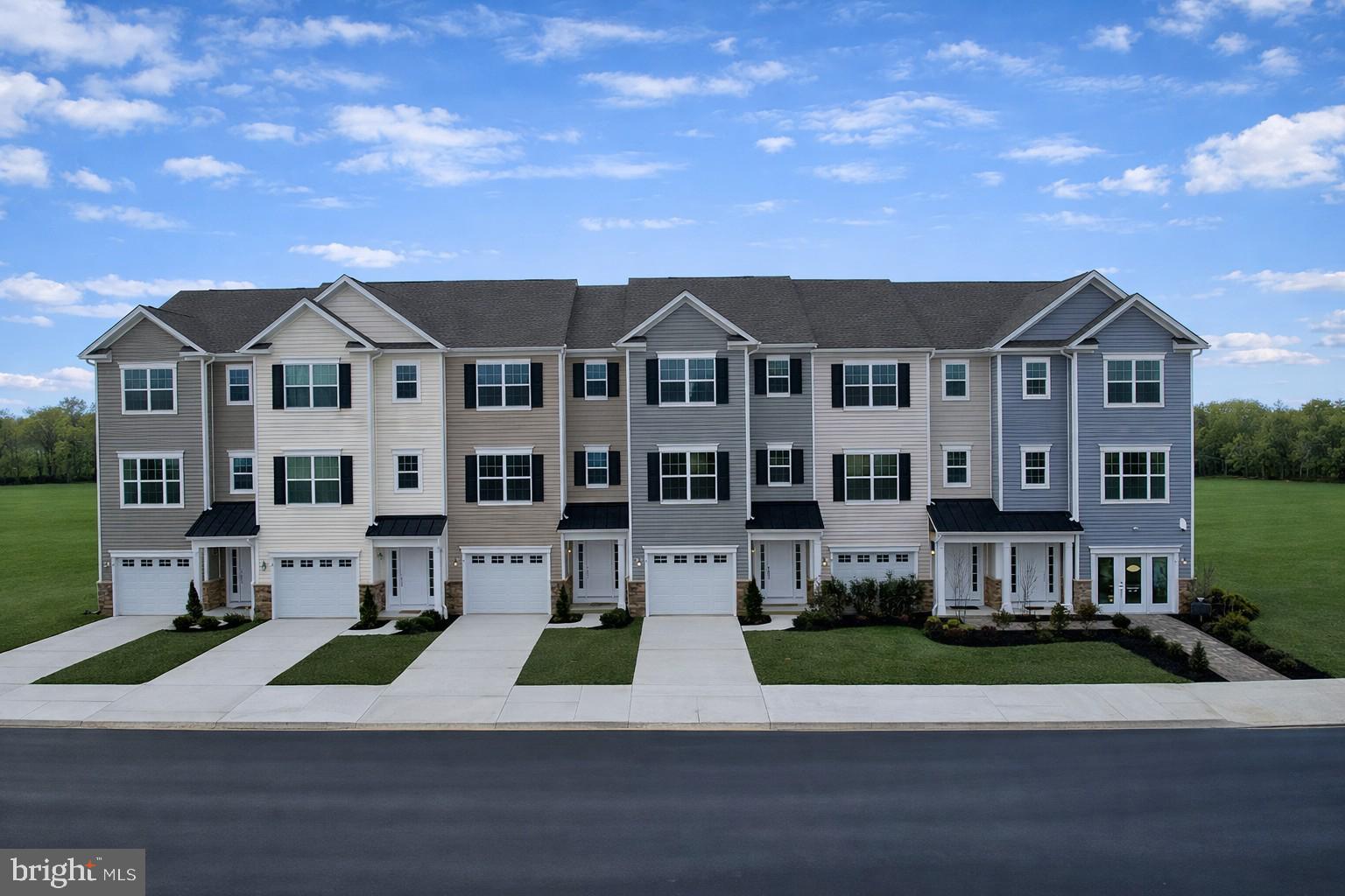 10 SILAS LANE
