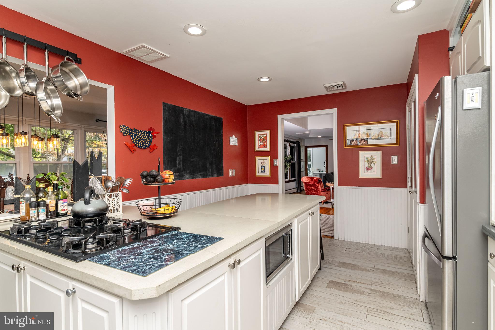 MEDFORD LAKES - Residential