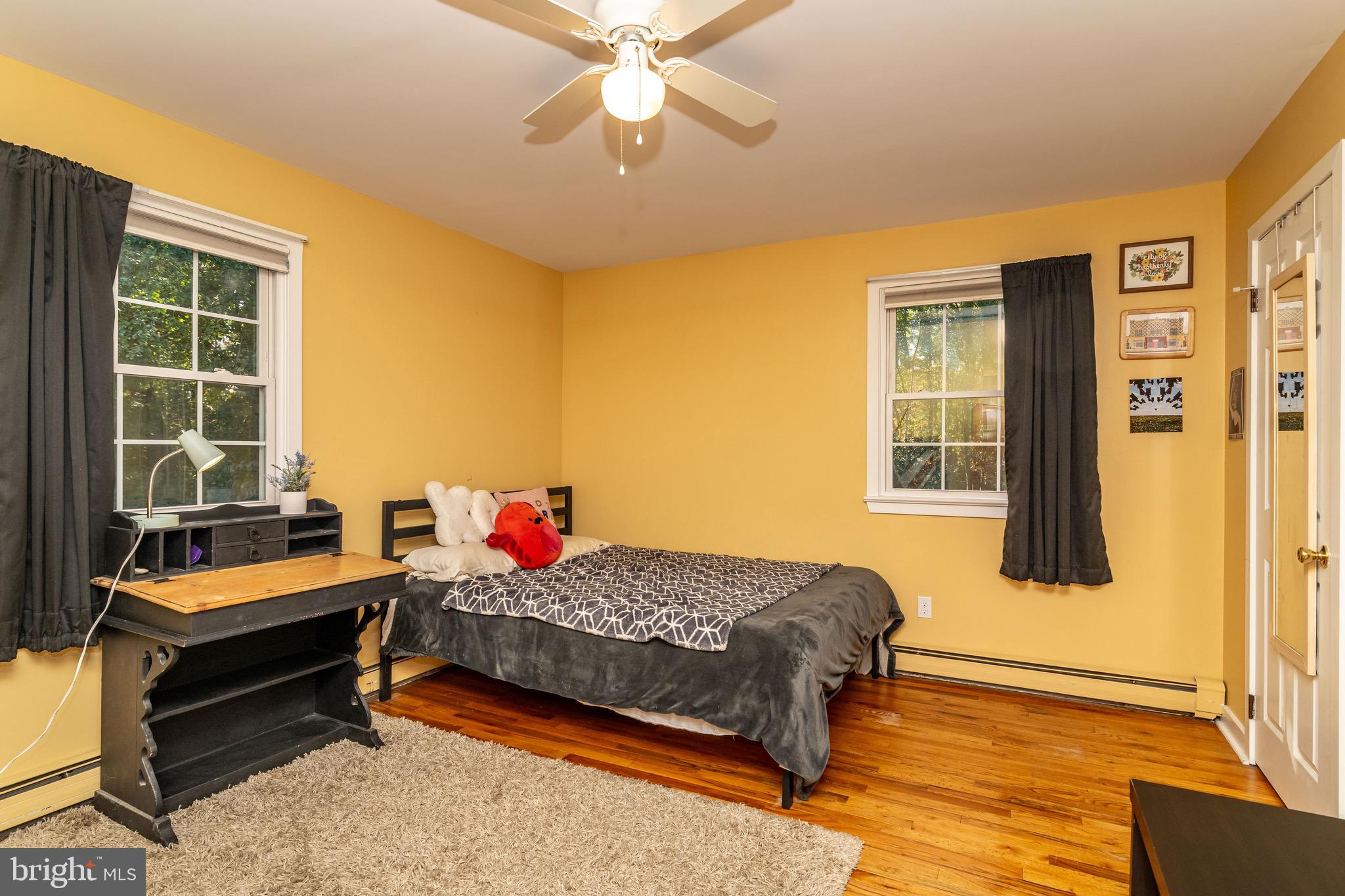 MEDFORD LAKES - Residential