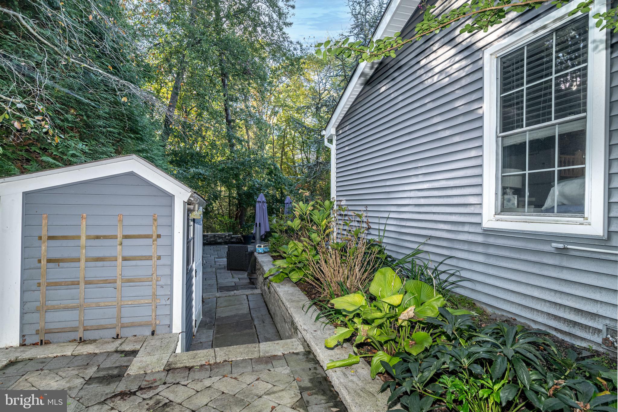 MEDFORD LAKES - Residential